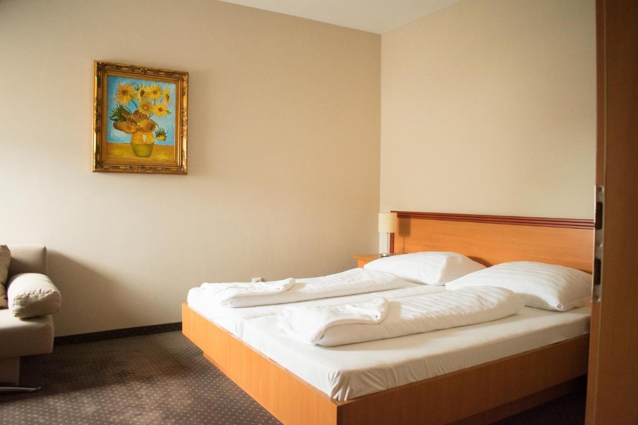P4W Hotel Residence סזומבאת'לי מראה חיצוני תמונה