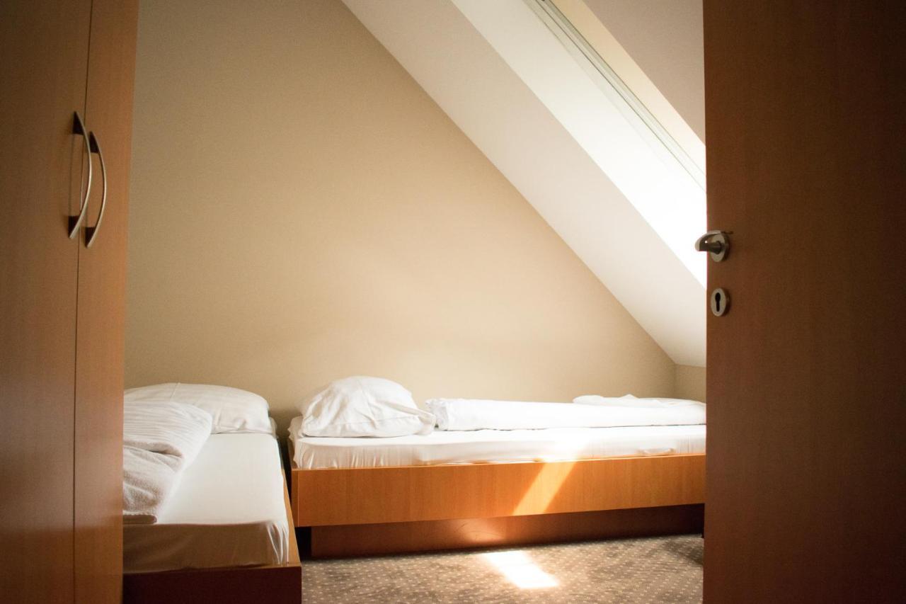 P4W Hotel Residence סזומבאת'לי מראה חיצוני תמונה